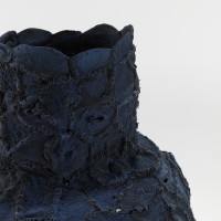 <a href="https://www.galeriegosserez.com/artistes/l-c-lab.html"> L&C Lab</a> - Biomater - Dark Blue Vase